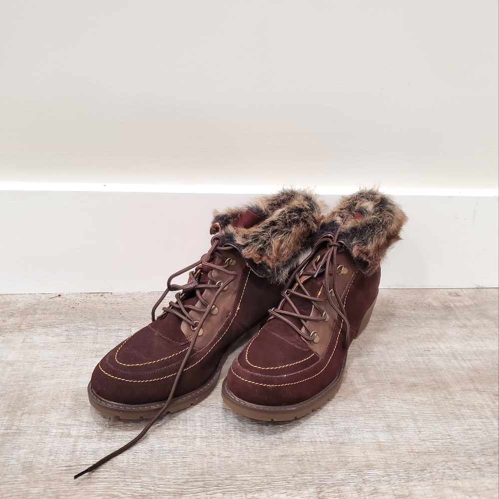 NWT Sporto Maroon/Brown Thermolite Boots Size 9